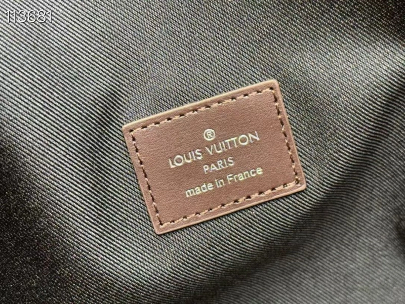 LV Clutch Bags 4233A-2020