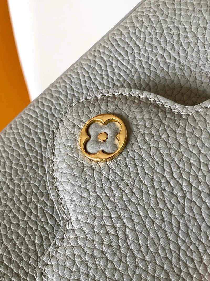 LV Capucines Bags 4233A-2167