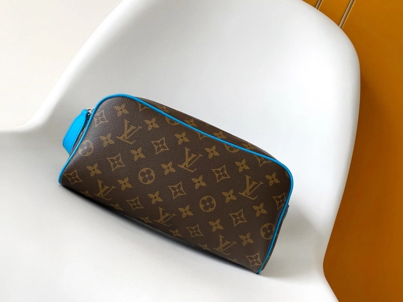 LV Cosmetic Bags 4233A-2173