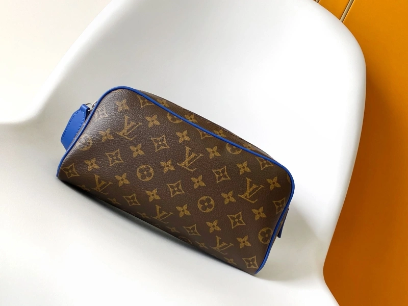 LV Cosmetic Bags 4233A-2174