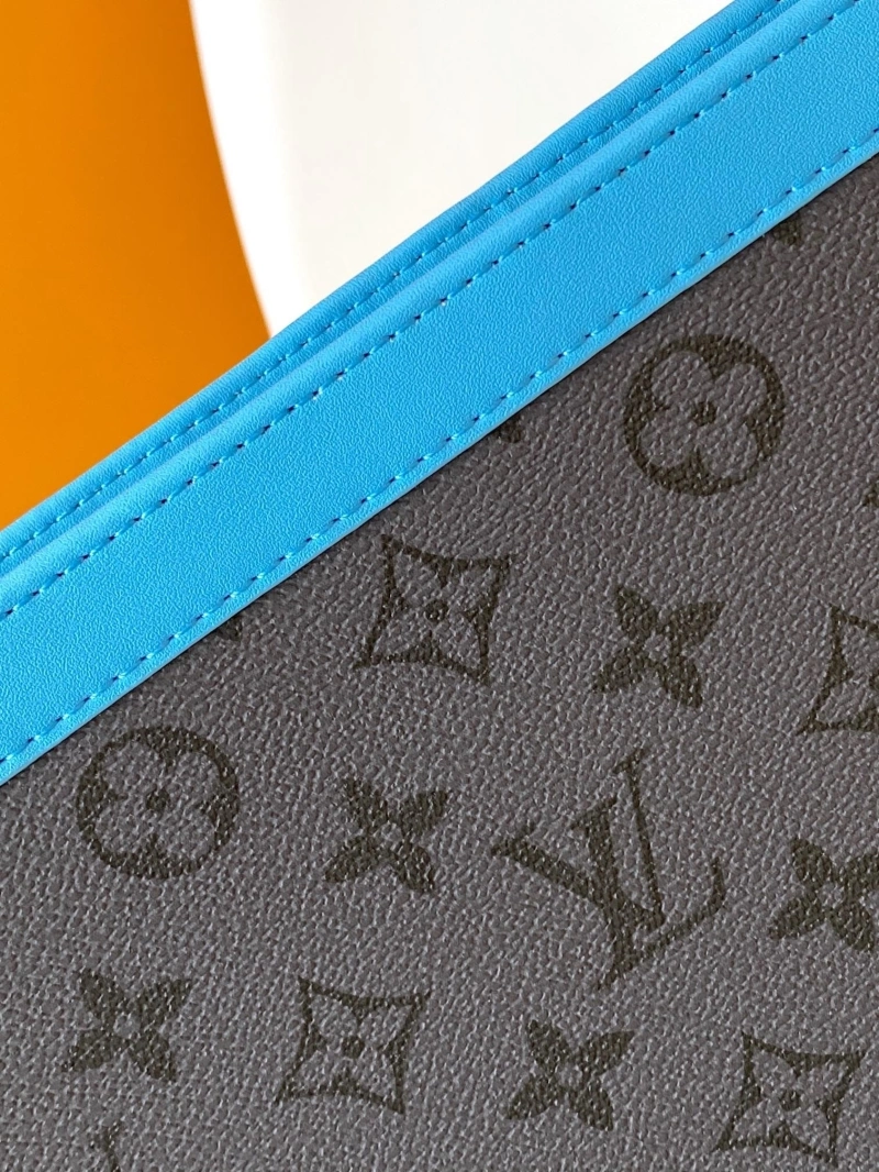 LV Clutch Bags 4233A-2197