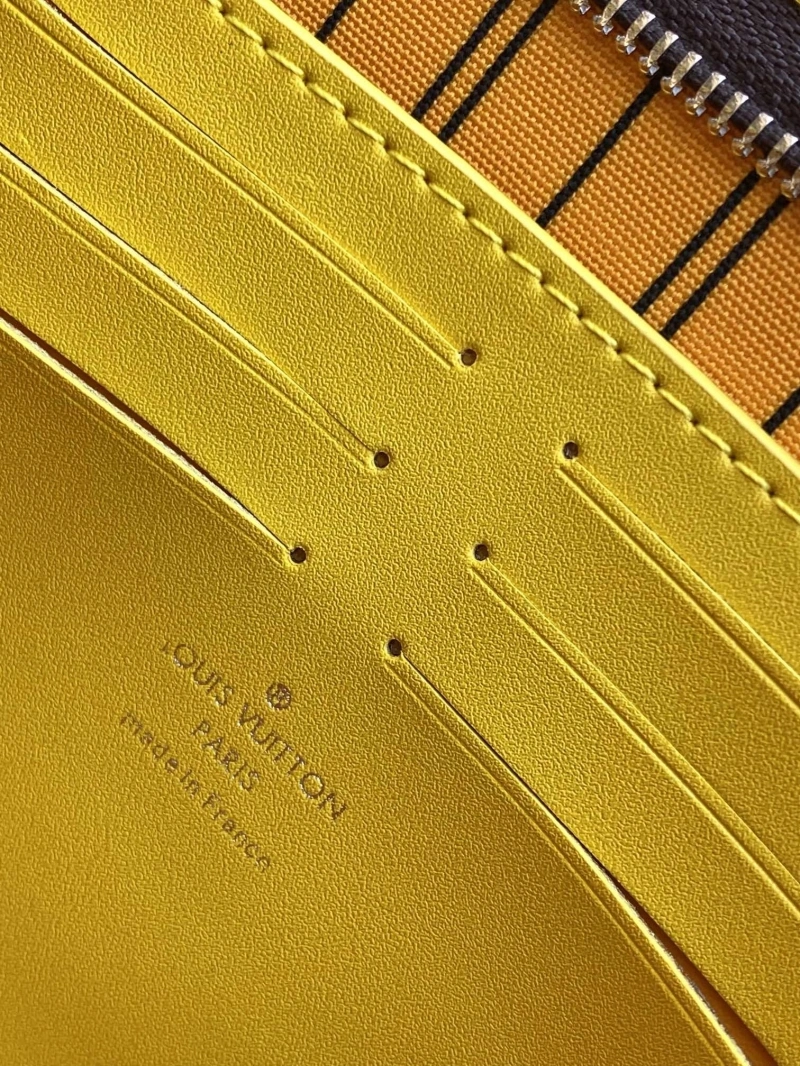 LV Clutch Bags 4233A-2198