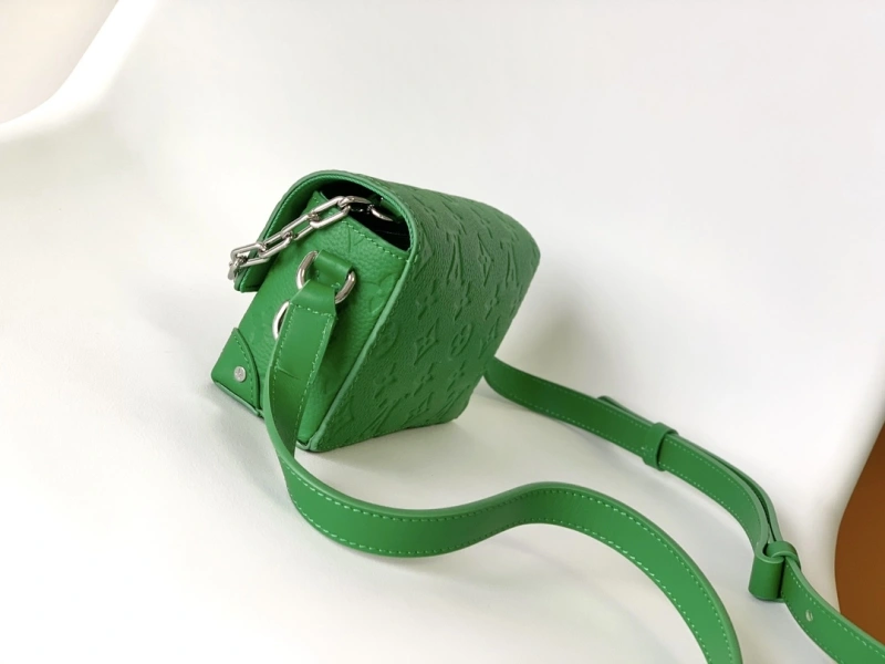 LV Satchel bags 4233D-0008