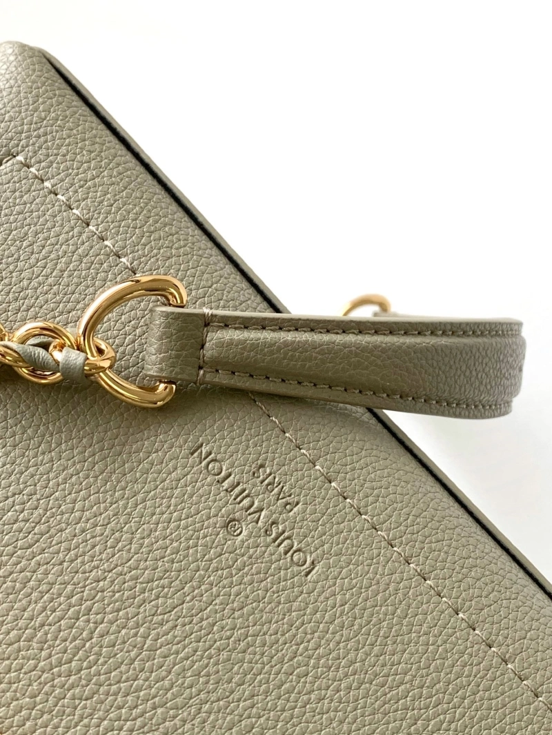 LV Top Handle Bags 4233D-0040
