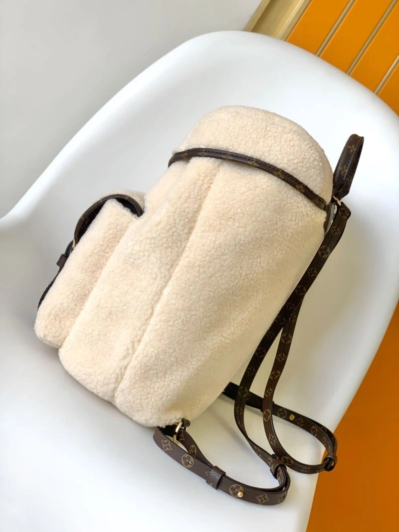 LV Backpacks 4233F-0037