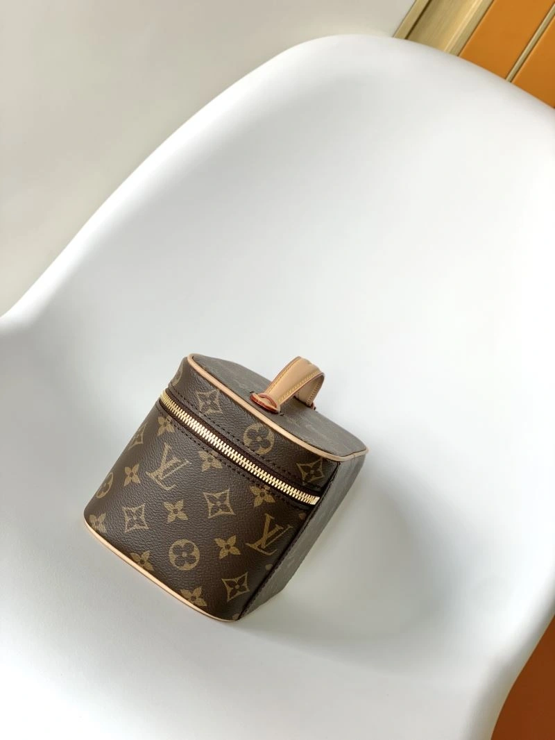 LV Cosmetic Bags 4233F-0105