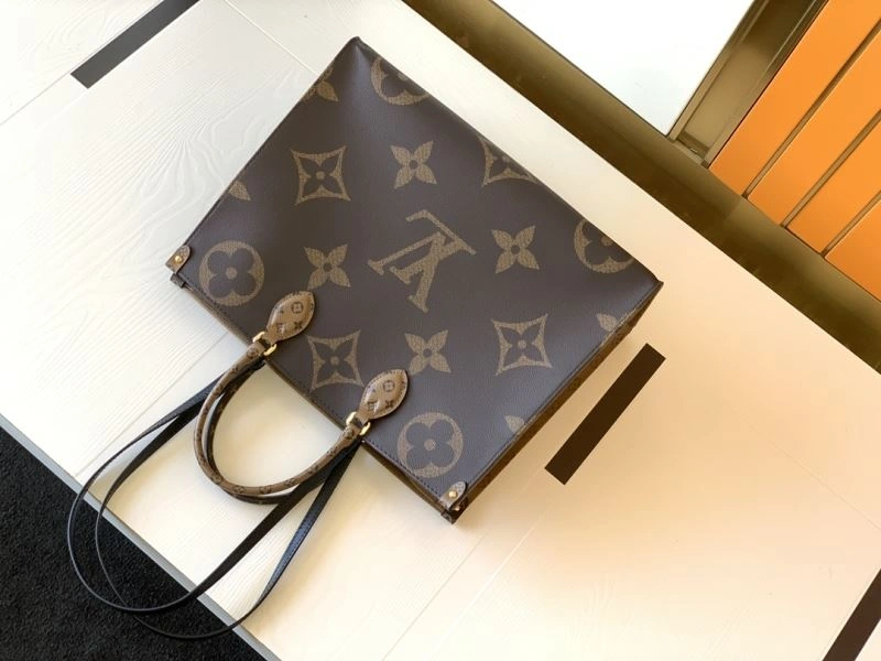 LV Shopping Bags 4233F-0131