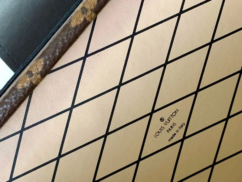 LV Box Bags 4233F-0193