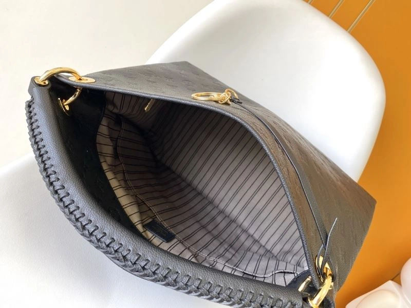 LV Clutch Bags 4233F-0263