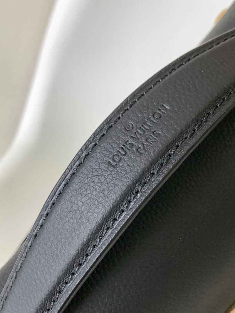 LV Satchel bags 4233G-0023