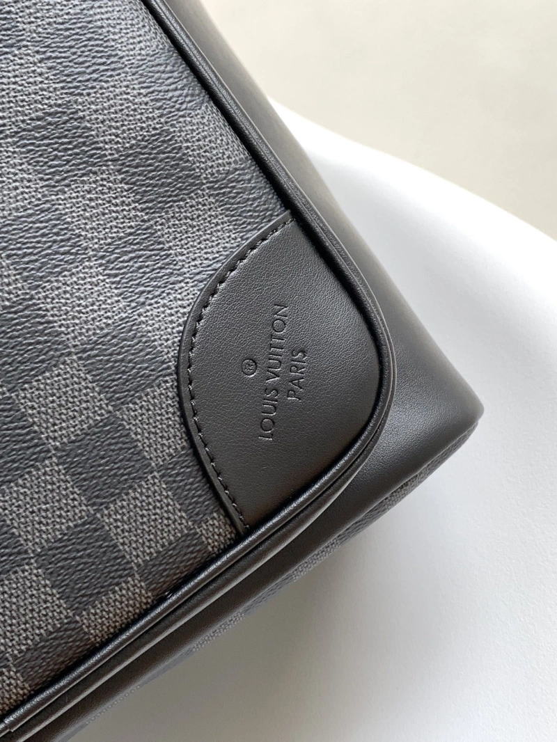 LV Backpacks 4233G-0028