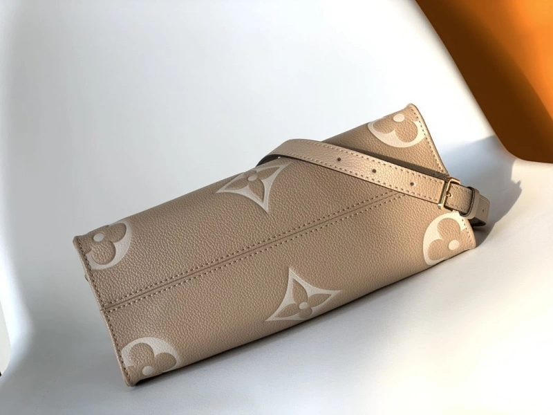 LV Shopping Bags 4233G-0080
