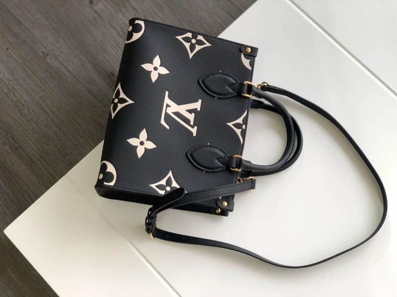 LV Shopping Bags 4233G-0083