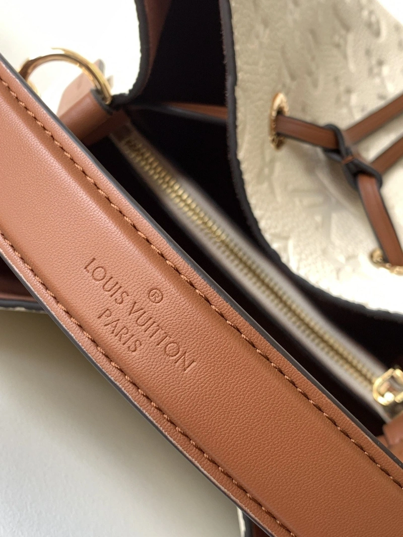 LV Bucket Bags 4233G-0086