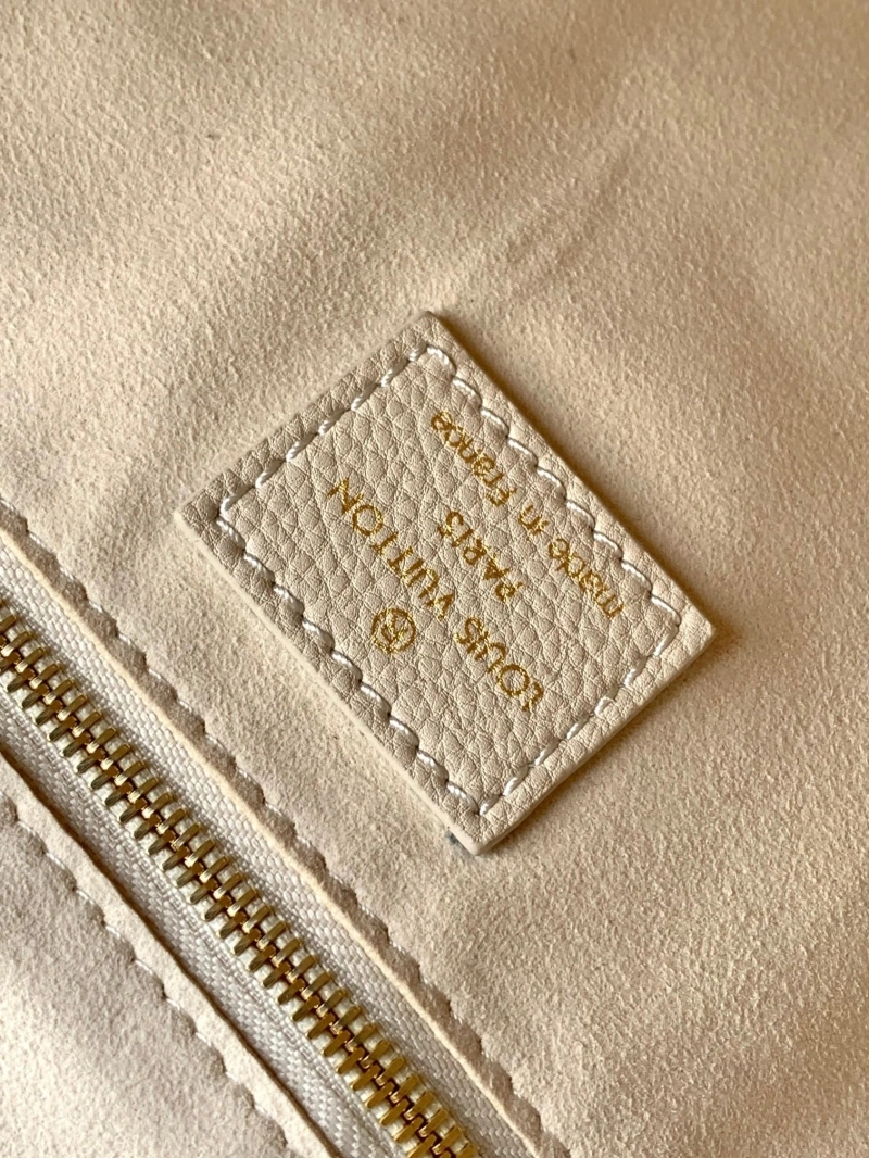 LV Shopping Bags 4233G-0103