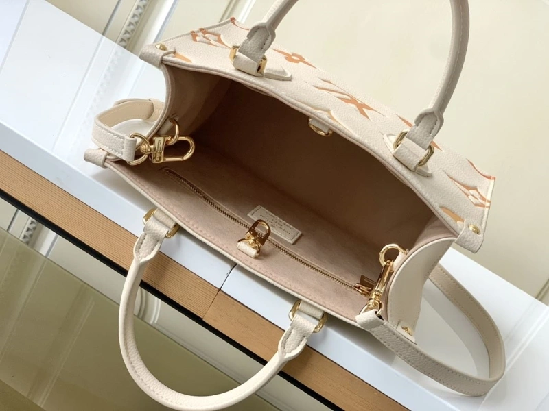 LV Shopping Bags 4233G-0104