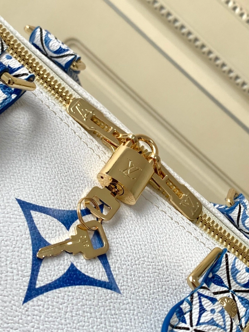 LV Travel Bags 4233G-0130