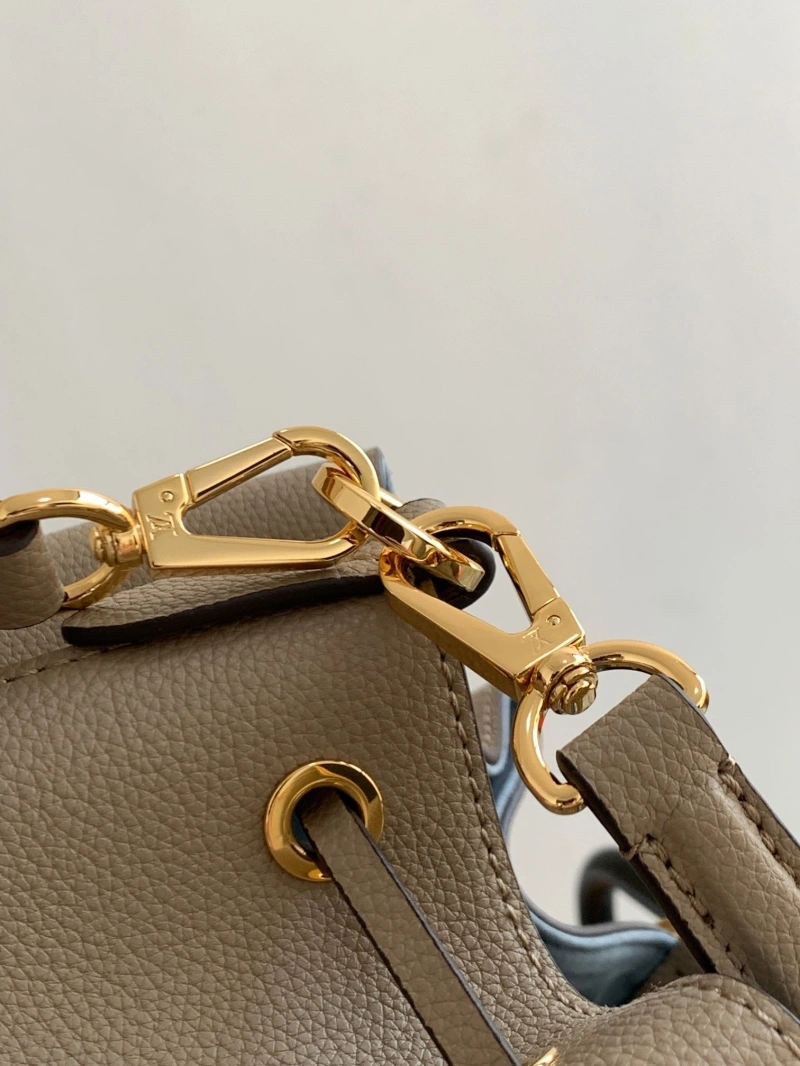 LV Bucket Bags 4233G-0132