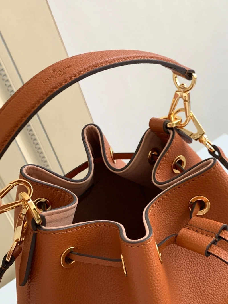 LV Bucket Bags 4233G-0133