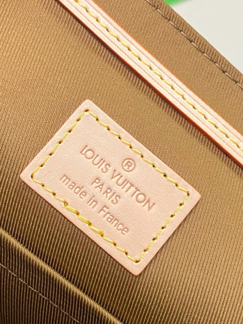 LV Backpacks 4233G-0135