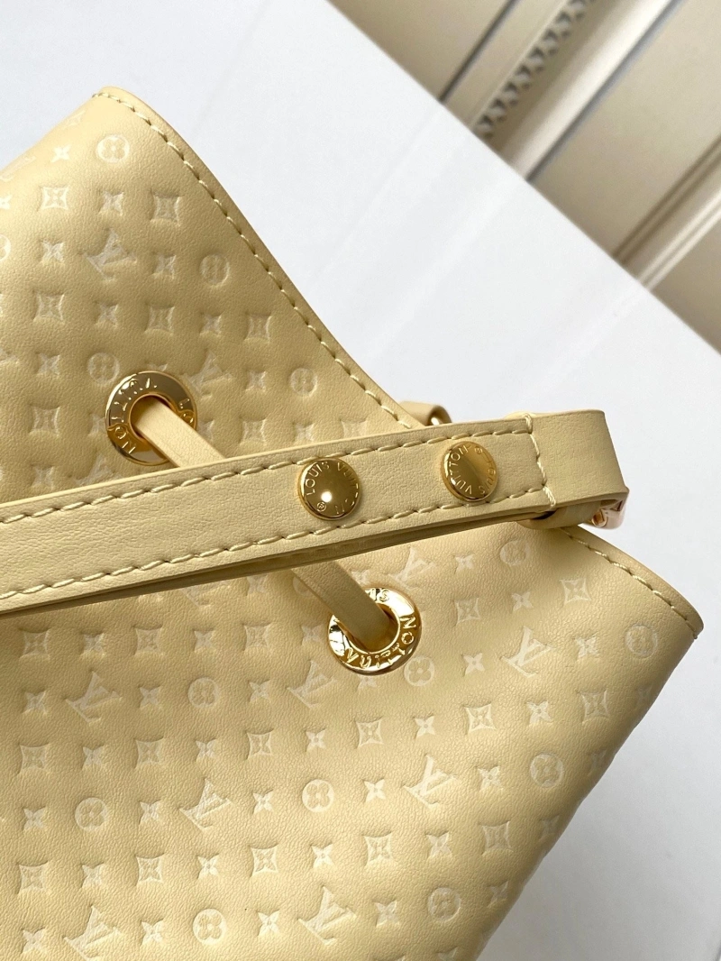 LV Bucket Bags 4233G-0142