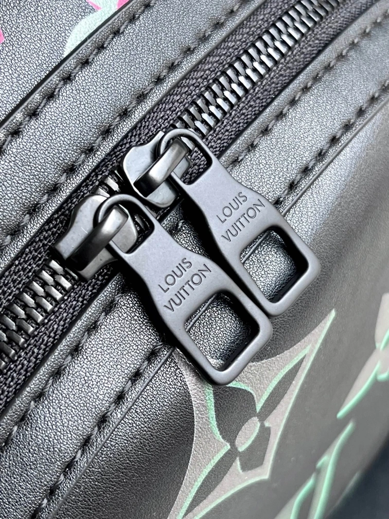 LV Backpacks 4233G-0155