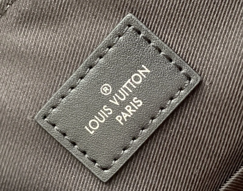 LV Backpacks 4233G-0162