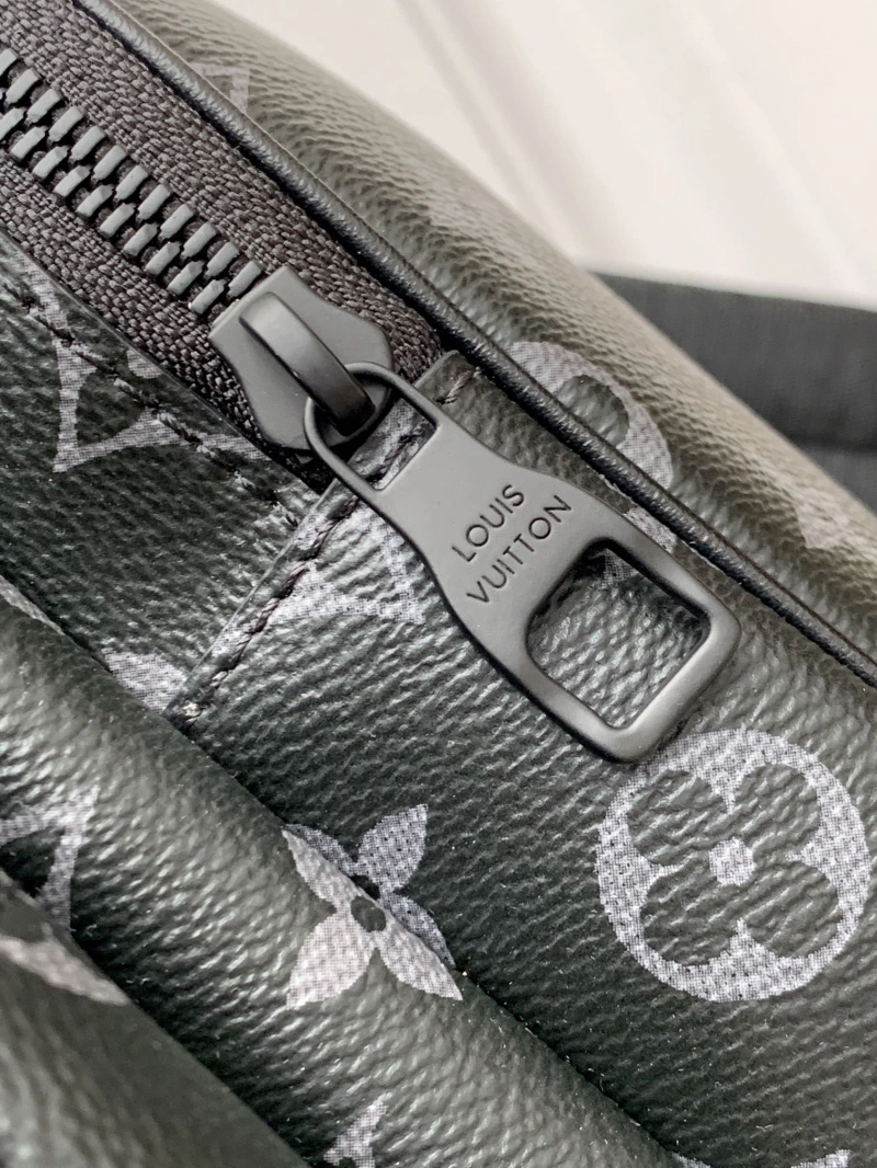 LV Backpacks 4233G-0162