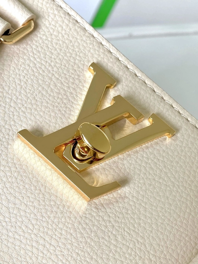 LV Shopping Bags 4233G-0169