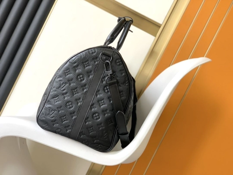 LV Travel Bags 4233G-0197
