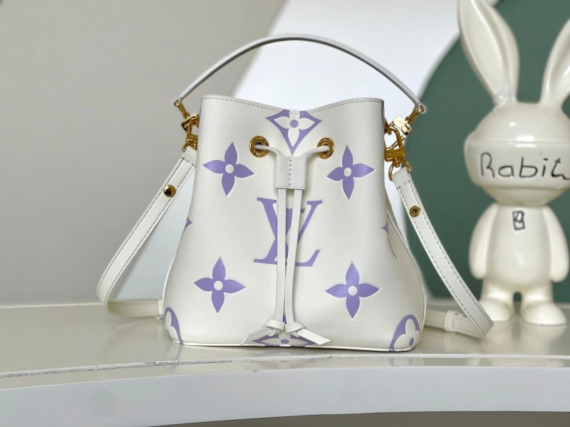 LV Bucket Bags 4233G-0278