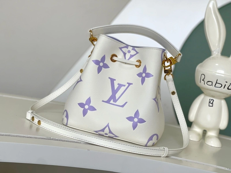 LV Bucket Bags 4233G-0278