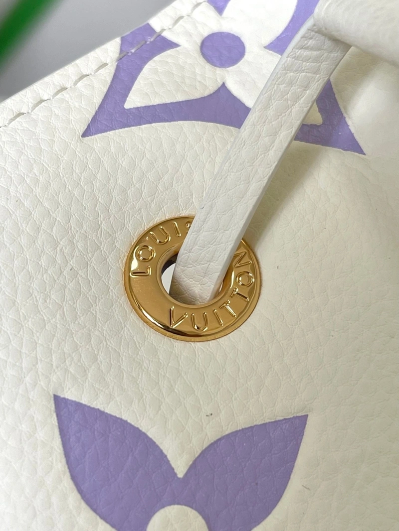 LV Bucket Bags 4233G-0278