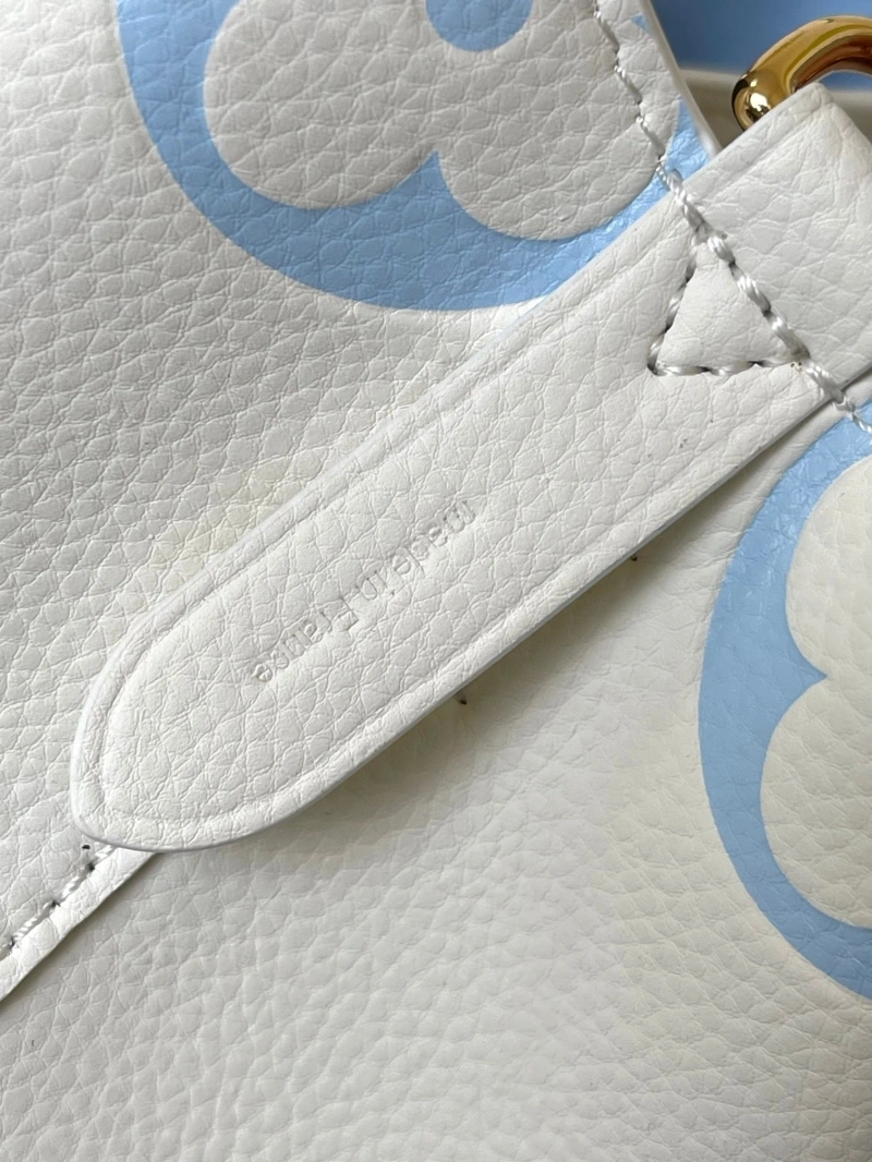LV Bucket Bags 4233G-0279