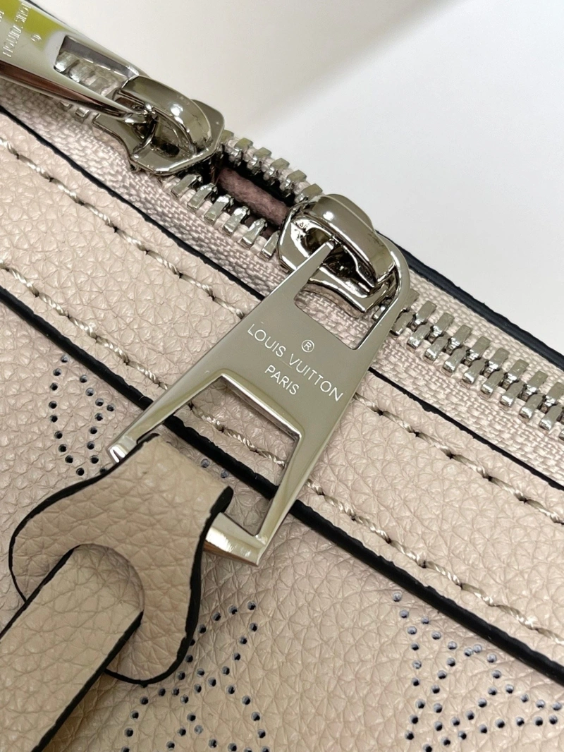 LV Satchel bags 4233G-0335
