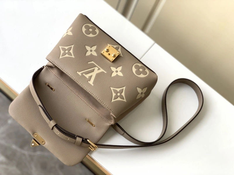 LV Top Handle Bags 4233G-0342