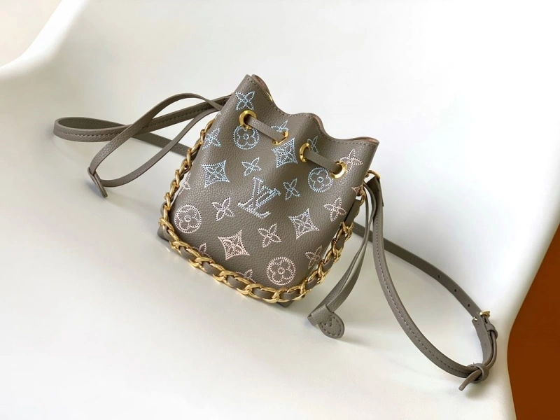 LV Bucket Bags 4233G-0362