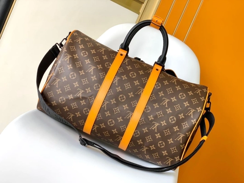 LV Travel Bags 4233G-0382