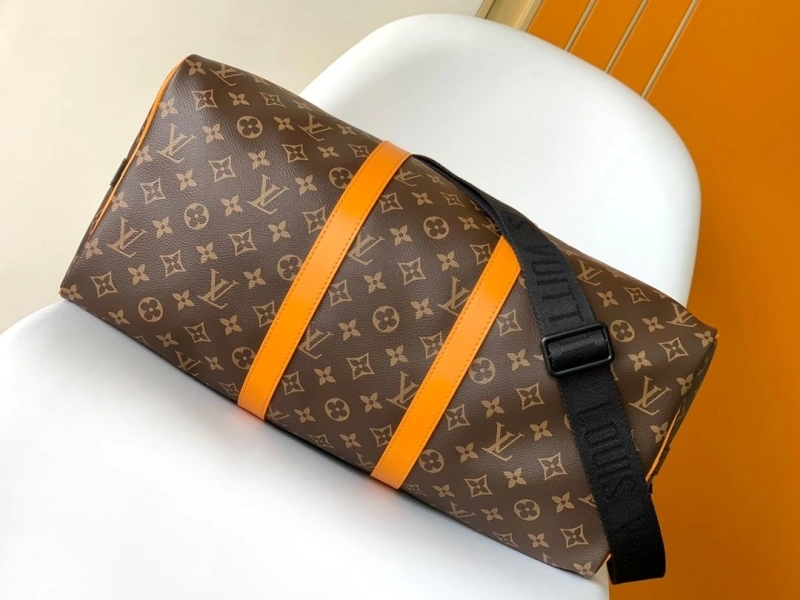 LV Travel Bags 4233G-0382