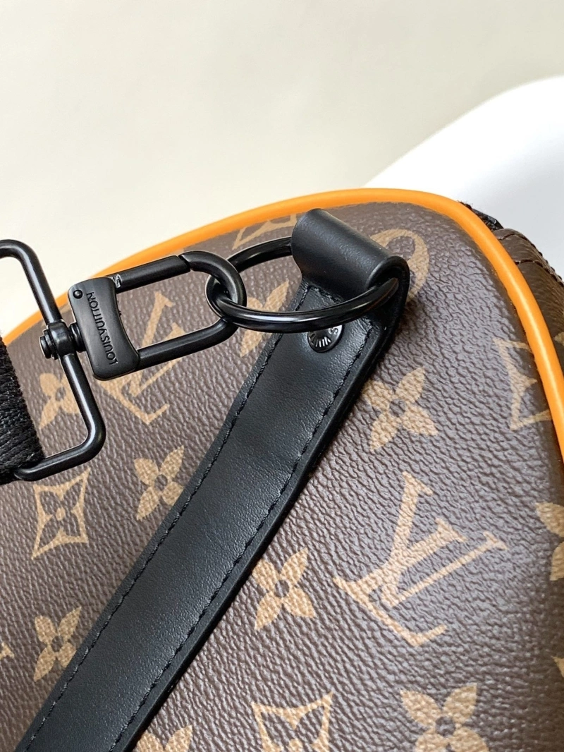 LV Travel Bags 4233G-0382