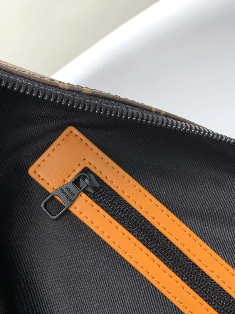 LV Travel Bags 4233G-0382