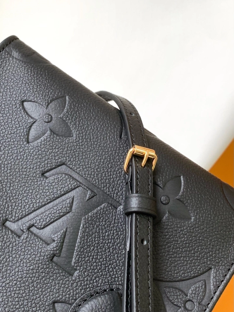 LV Shopping Bags 4233G-0384