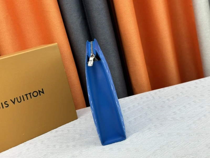 LV Wallets 4233G-0397