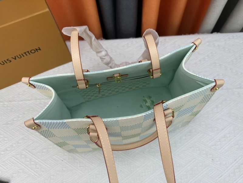 LV Shopping Bags 4233G-0399