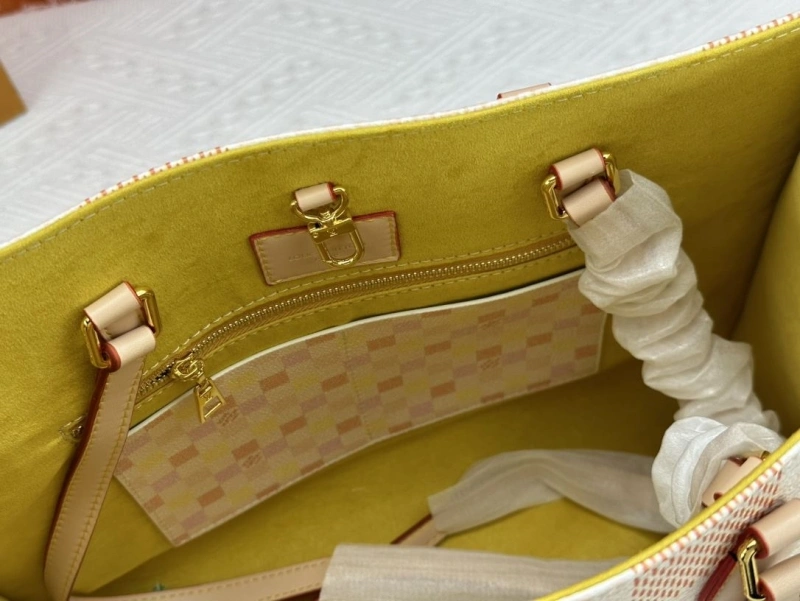 LV Shopping Bags 4233G-0400