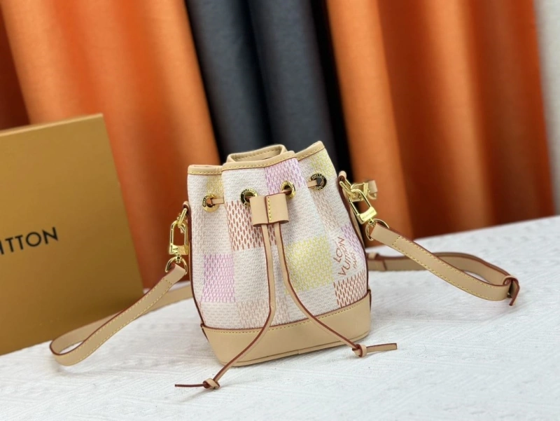LV Bucket Bags 4233G-0401