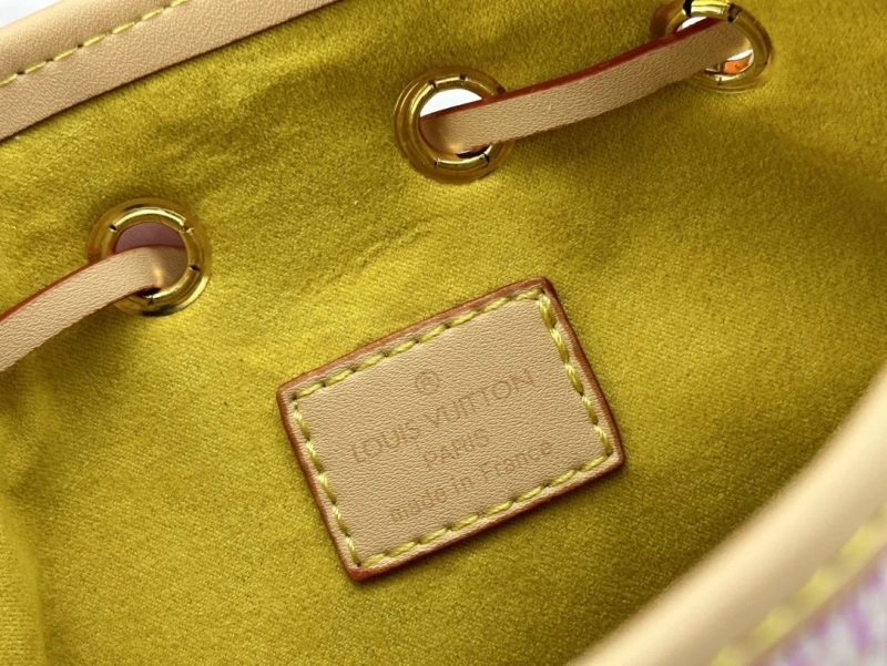 LV Bucket Bags 4233G-0401