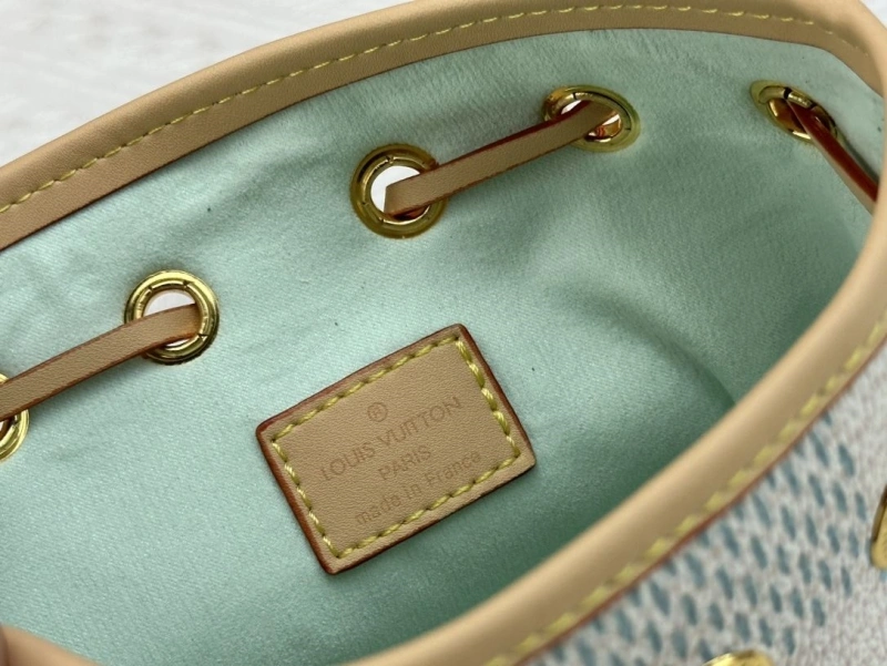 LV Bucket Bags 4233G-0402