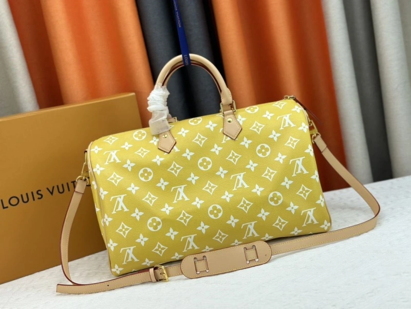 LV Travel Bags 4233G-0433
