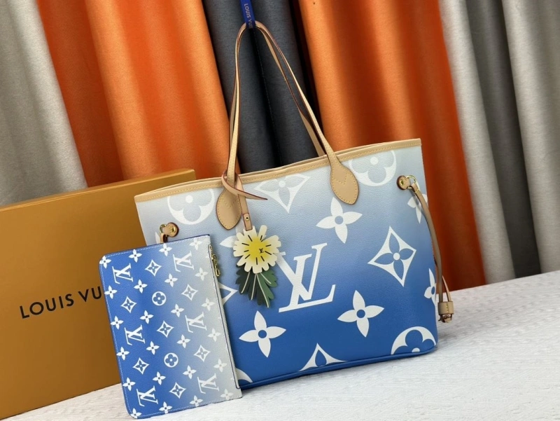 LV Shopping Bags 4233G-0446